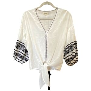 Max Studio White Bell Sleeve Embroidered Cotton/rayon